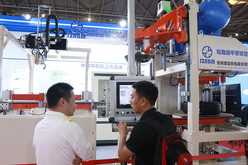 杭州ezweb轮胎轮毂展会现场